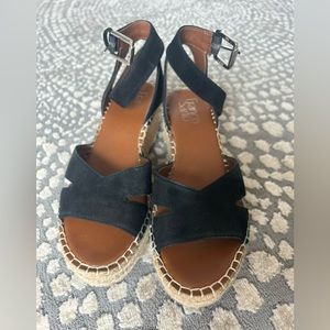 Wedges. Franco Sarto. Black. Size 6